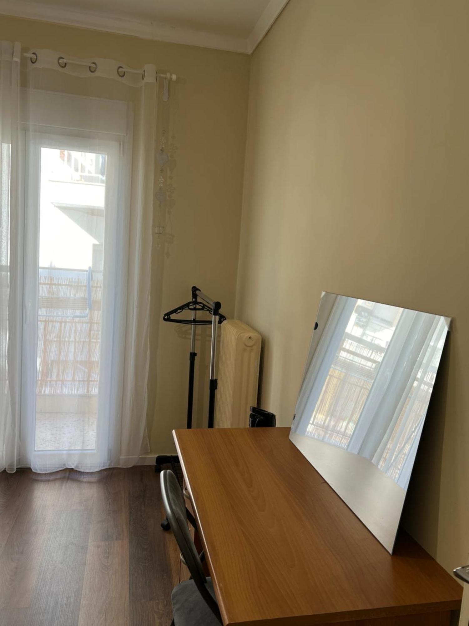 L Aparts Apartment *